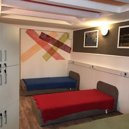 Opera Hostel Budapešť Exteriér fotografie