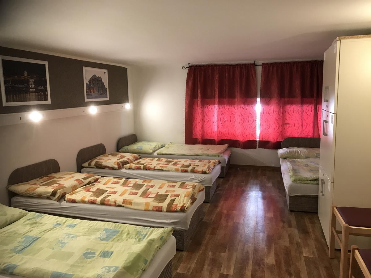 Opera Hostel Budapešť Exteriér fotografie
